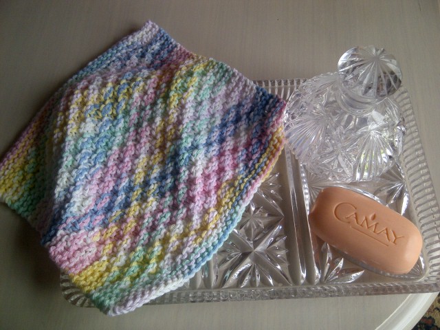 Hard Wearing Wash Cloth or Dish Cloth - 100% cotton - knitted in Scotland