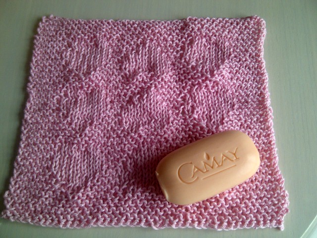 Pink Baby Heart Wash Cloth - 100% Cotton - Hand Knitted in Scotland