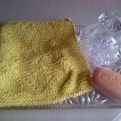 Knitted in Scotland - 100% cotton lemon Wash Cloth - Excellent for Baby